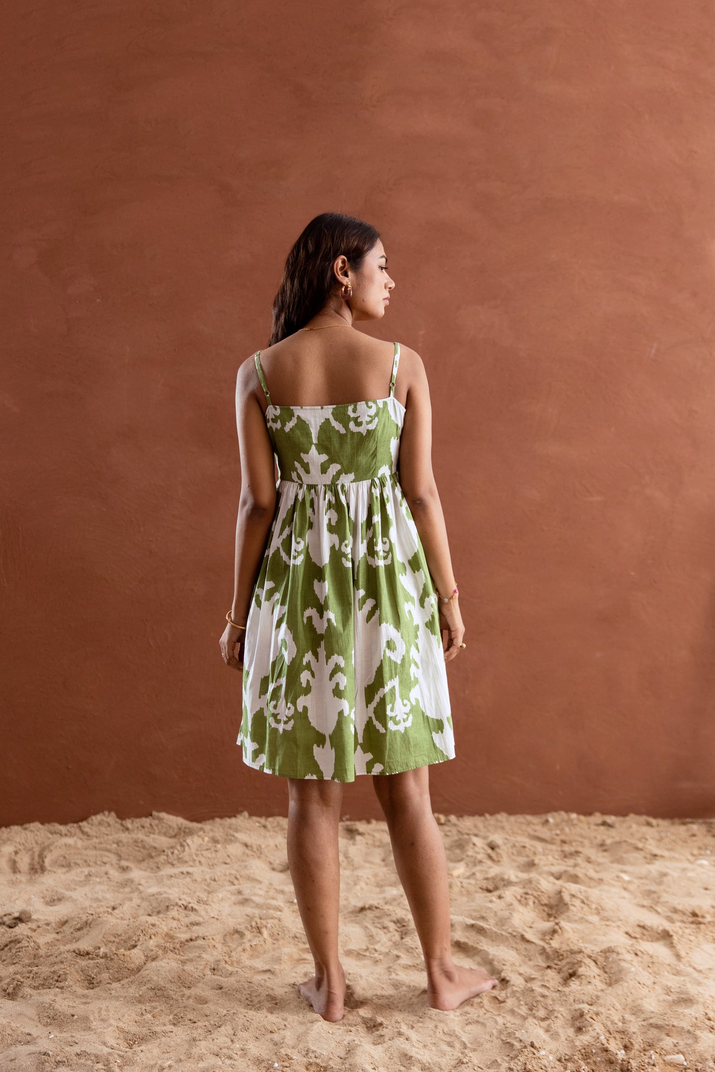 Green and White Patterned Square Neck Strappy Short Dress