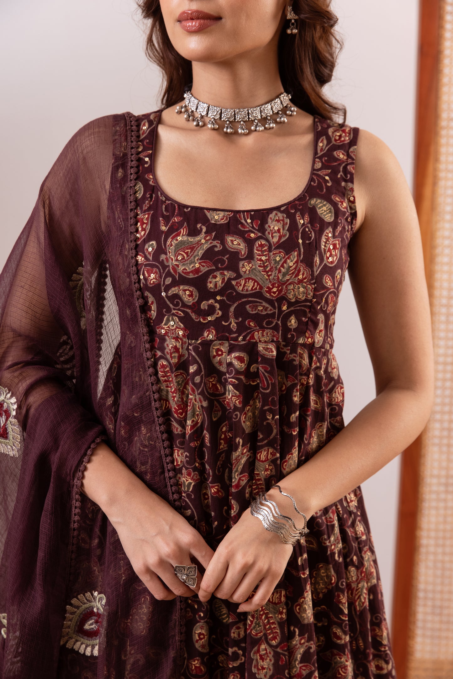 HERITAGE BROWNISH PLUM SLEEVELESS