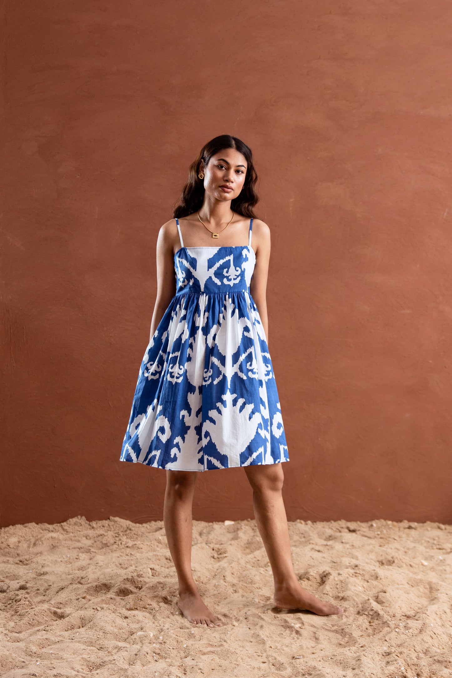 Blue and White Patterned Square Neck Strappy Short Dress