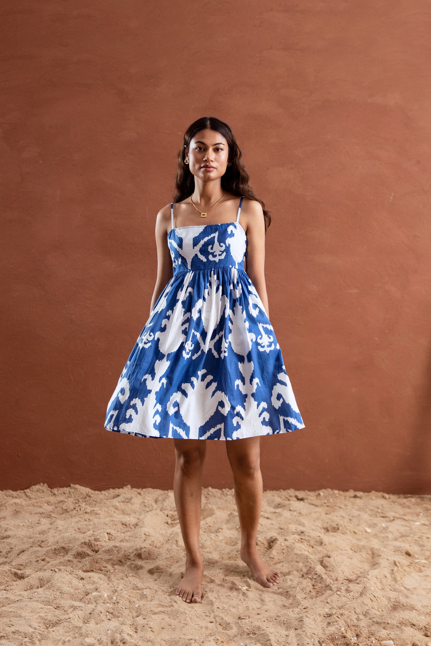 Blue and White Patterned Square Neck Strappy Short Dress