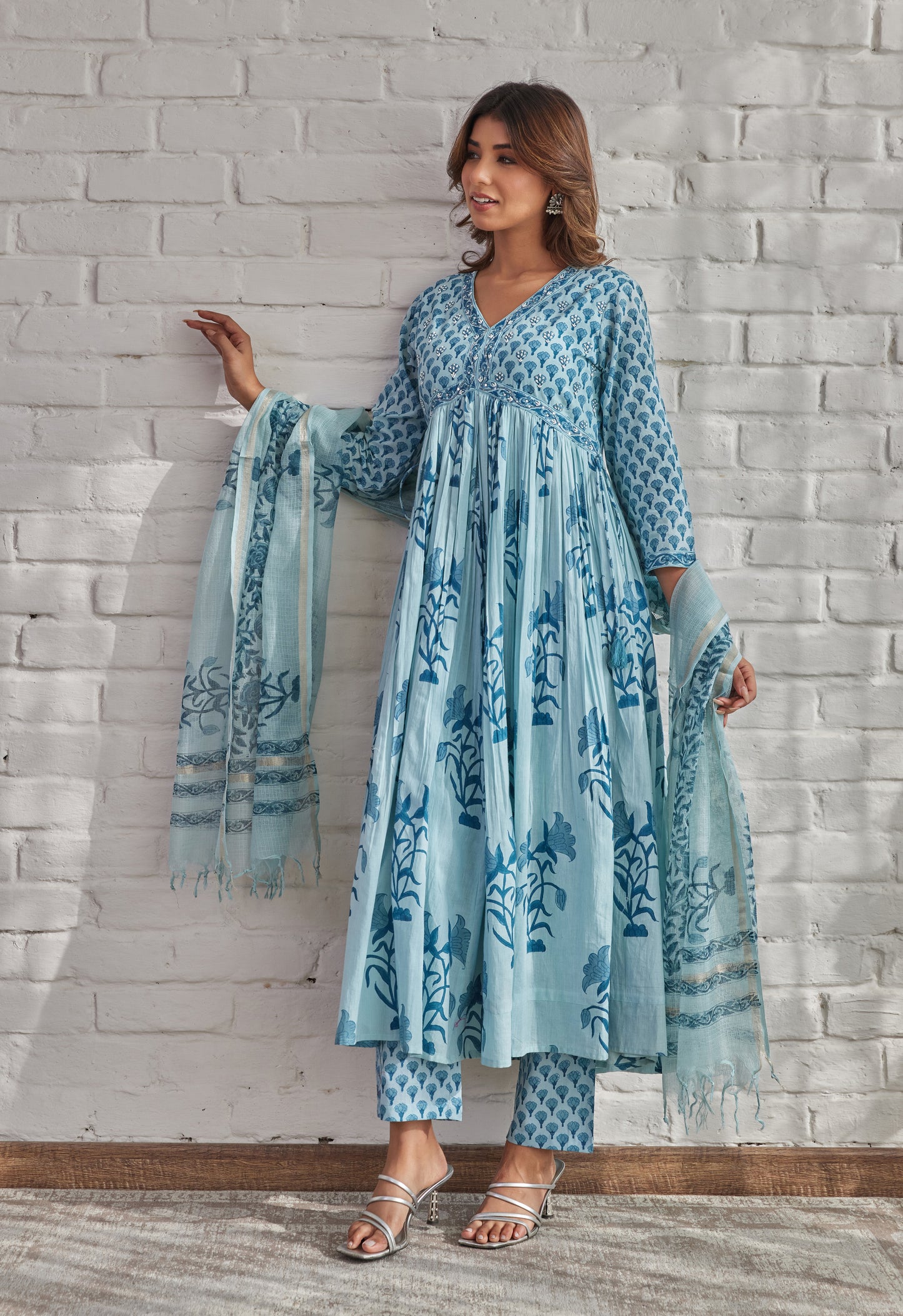 Blue Floral Printed Hand Block Printed Cotton kurta set with Dupatta