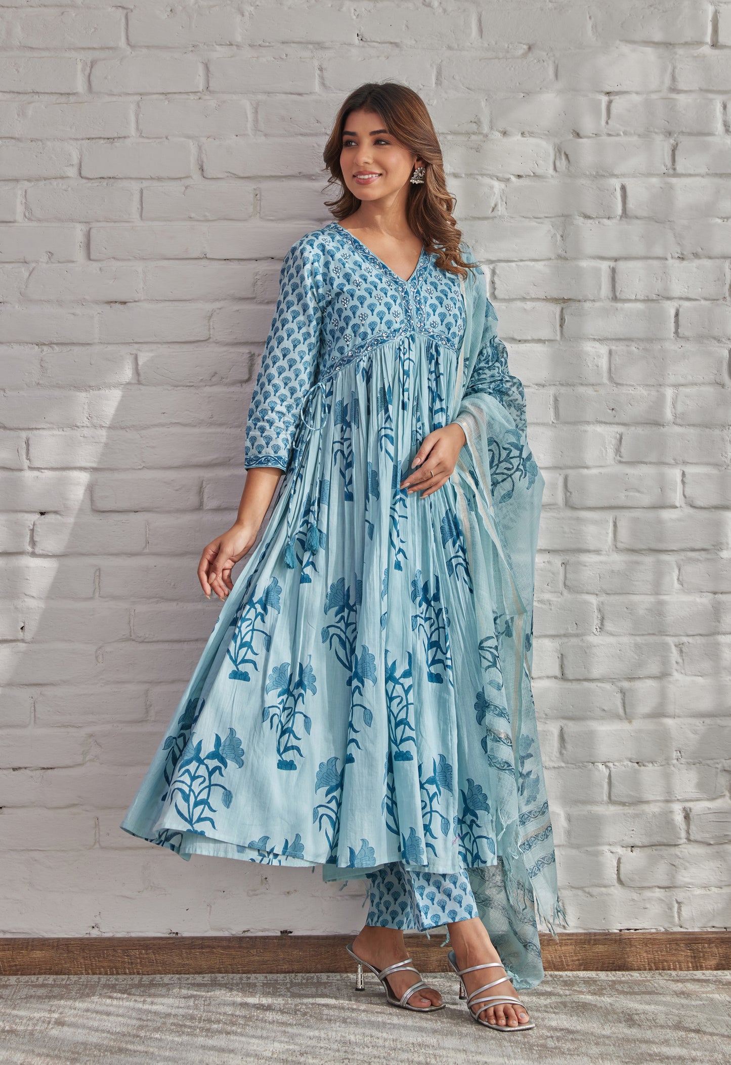 Blue Floral Printed Hand Block Printed Cotton kurta set with Dupatta